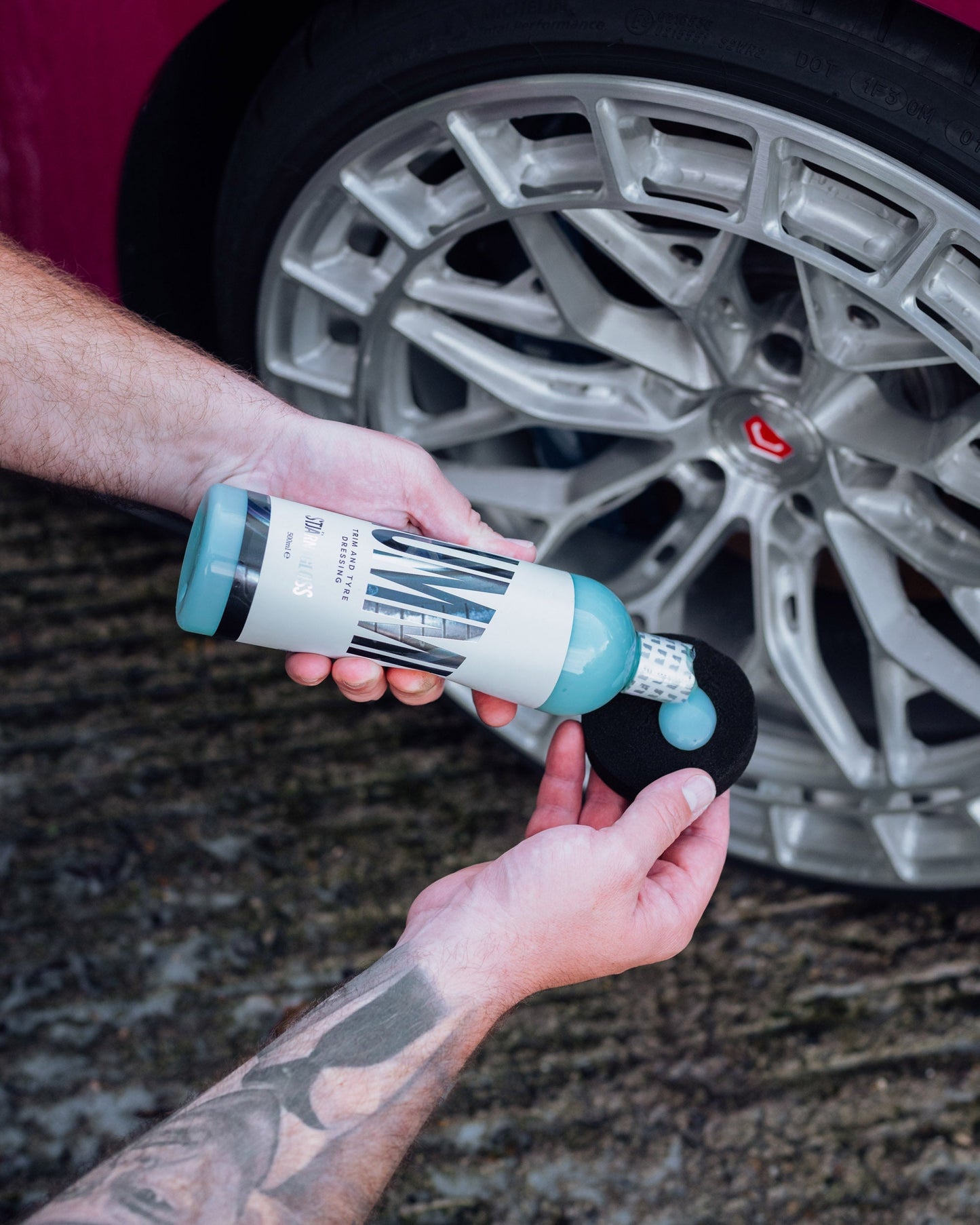 Gummi trim and tyre dressing — The Complete Collection